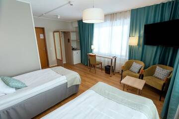 Фото Отель Hotel Hirvi г. Ээнекоски 4